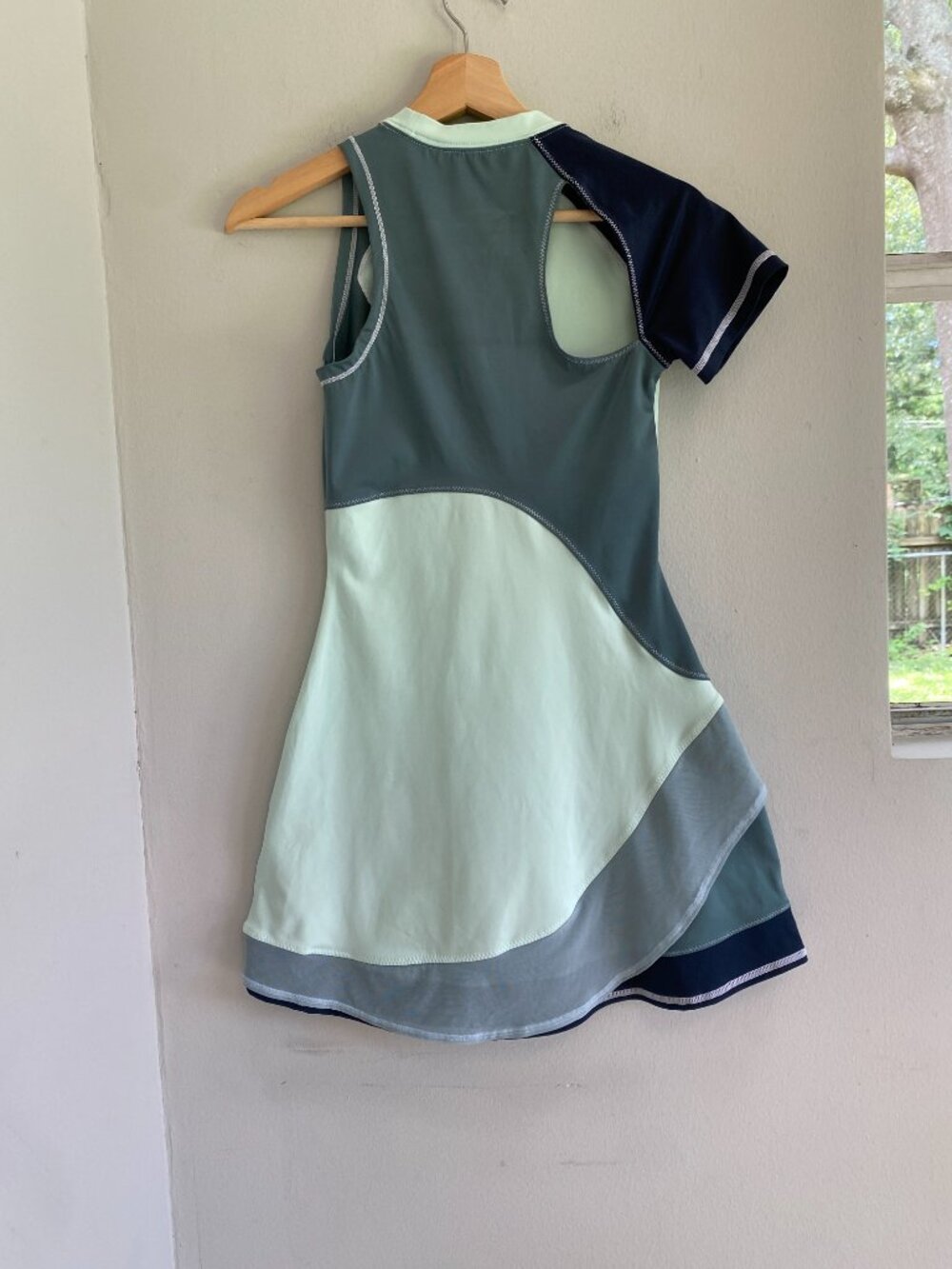 Rare Nike Tennis Cutout Paris Team Court Dri-fit Slam Tennis Dress Size S - Picture 5 of 5